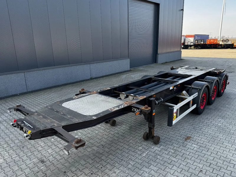 Burg 20FT/3-axles, SAF INTRADISC, ADR (EXII, EXII, FL, AT), 2x LIFTAXLE, NL-Chassis - Poluprikolica za prevoz kontejnera/ Poluprikolica sa promenjivim sandukom: slika 2 Burg 20FT/3-axles, SAF INTRADISC, ADR (EXII, EXII, FL, AT), 2x LIFTAXLE, NL-Chassis - Poluprikolica za prevoz kontejnera/ Poluprikolica sa promenjivim sandukom: slika 2