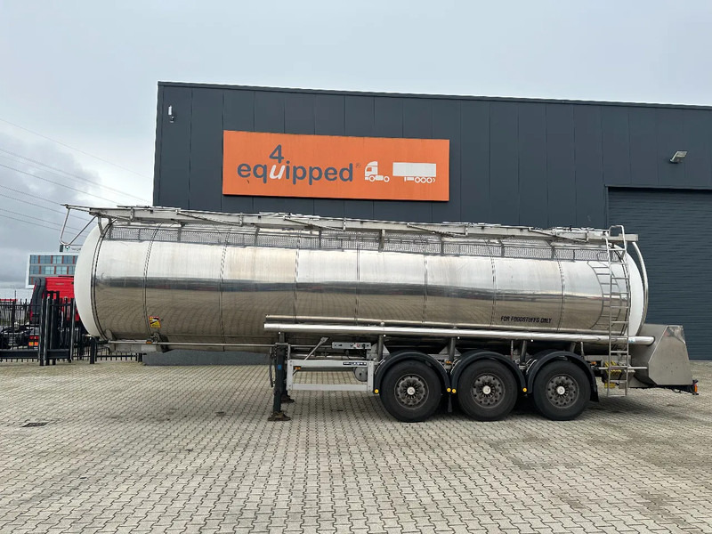 Feldbinder LEVENSMIDDELEN / FOOD / LEBENSMITTEL / 33.500L / 3-COMP / POMP / NL-trailer / APK: 12-2026, 10x beschikbaar - Poluprikolica cisterna: slika 3 Feldbinder LEVENSMIDDELEN / FOOD / LEBENSMITTEL / 33.500L / 3-COMP / POMP / NL-trailer / APK: 12-2026, 10x beschikbaar - Poluprikolica cisterna: slika 3
