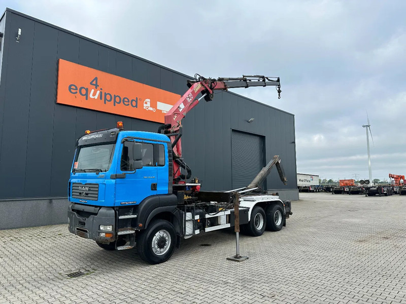 MAN TGA 33.430 6x6, HMF 1823 (K3) Crane + VDL HOOK, full spring, EURO-3, manual gearbox - Kamion sa hidrauličnom kukom, Kamion sa dizalicom: slika 1 MAN TGA 33.430 6x6, HMF 1823 (K3) Crane + VDL HOOK, full spring, EURO-3, manual gearbox - Kamion sa hidrauličnom kukom, Kamion sa dizalicom: slika 1