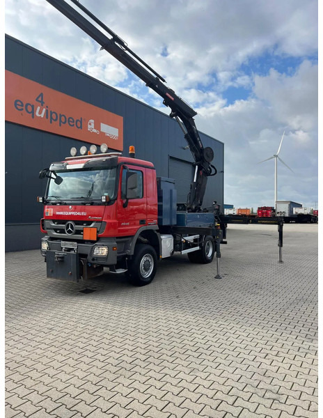 Mercedes-Benz Actros 2046 4x4 / FULL SPRING / HIAB 288 EP 5 HIPRO Crane / EURO-5 - Kamion sa dizalicom: slika 2 Mercedes-Benz Actros 2046 4x4 / FULL SPRING / HIAB 288 EP 5 HIPRO Crane / EURO-5 - Kamion sa dizalicom: slika 2