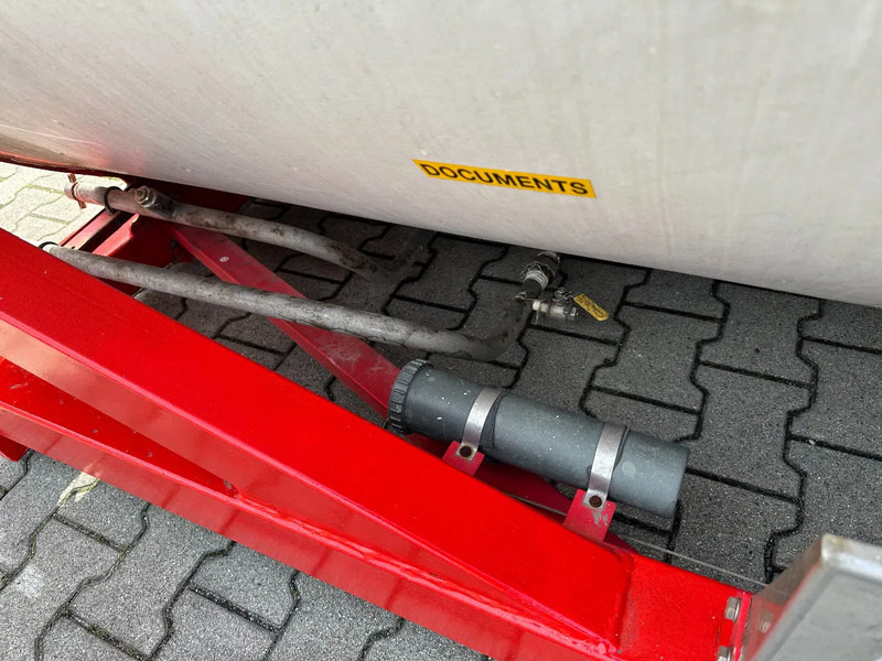 Rezervoar za skladištenje za prevoz goriva SINGAMAS 20FT ISO, 26.000L/1-COMP/3 BAFFELS/3 manholes, 5Y: 08-2027, L4BN, T11: slika 11
