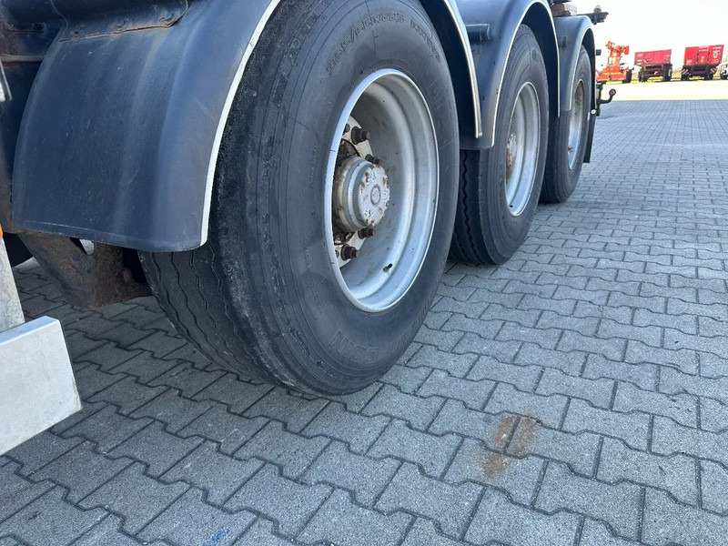 Poluprikolica za prevoz kontejnera/ Poluprikolica sa promenjivim sandukom Van Hool 20FT/30FT, ADR (EX/II, EX/III, FL, OX, AT), SAF, drum, liftaxle, NL-Chassis: slika 12 Poluprikolica za prevoz kontejnera/ Poluprikolica sa promenjivim sandukom Van Hool 20FT/30FT, ADR (EX/II, EX/III, FL, OX, AT), SAF, drum, liftaxle, NL-Chassis: slika 12