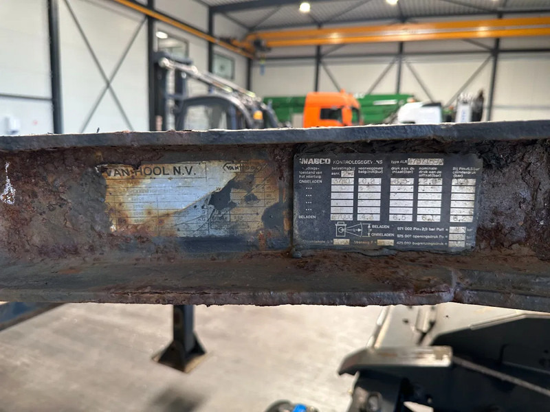 Poluprikolica za prevoz kontejnera/ Poluprikolica sa promenjivim sandukom Van Hool 20FT/30FT, ADR (EX/II, EX/III, FL, OX, AT), SAF, drum, liftaxle, NL-Chassis: slika 20 Poluprikolica za prevoz kontejnera/ Poluprikolica sa promenjivim sandukom Van Hool 20FT/30FT, ADR (EX/II, EX/III, FL, OX, AT), SAF, drum, liftaxle, NL-Chassis: slika 20