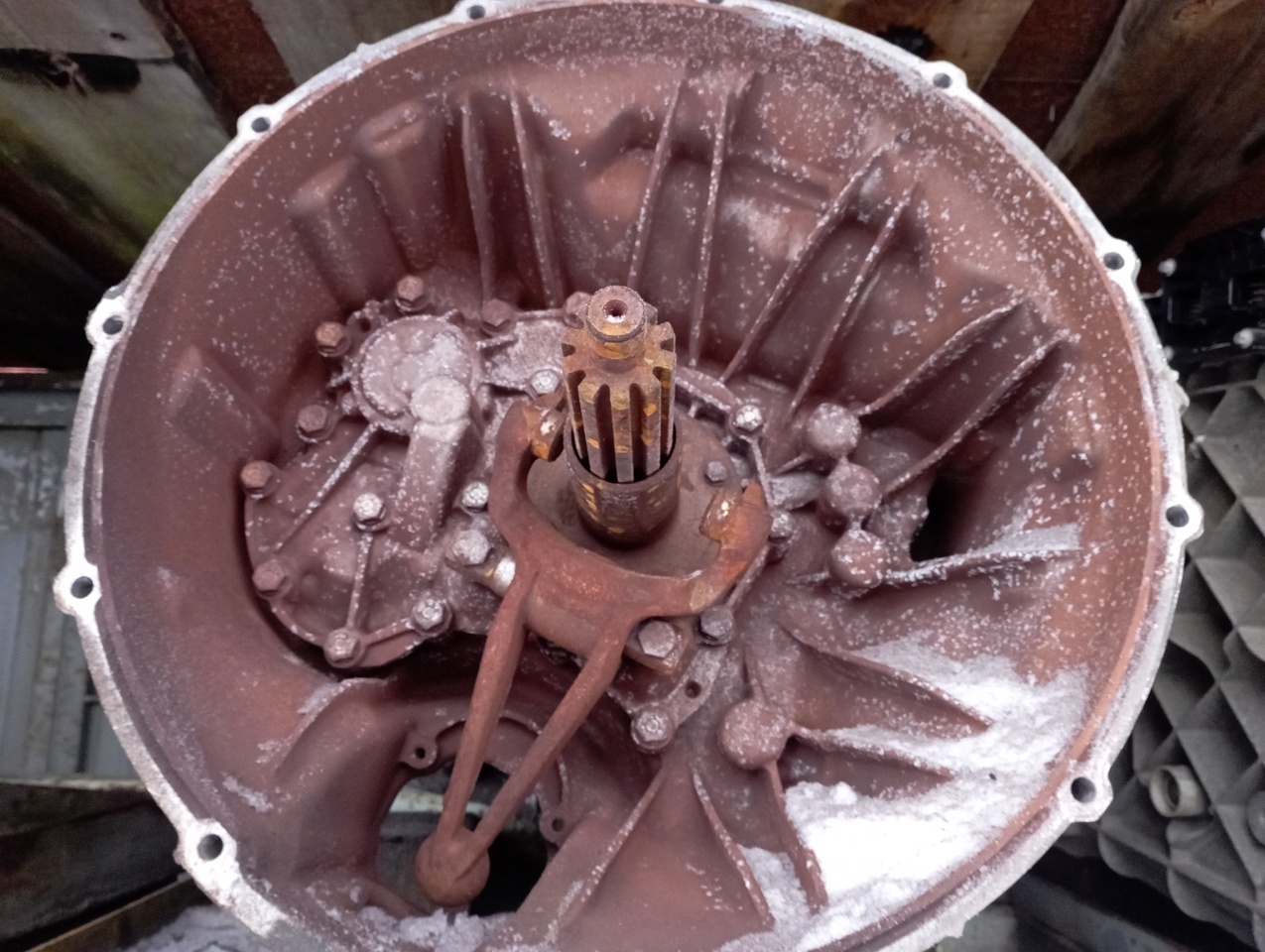 DAF XF105 - Menjač za Kamion sa golom šasijom i zatvorenom kabinom: slika 5 DAF XF105 - Menjač za Kamion sa golom šasijom i zatvorenom kabinom: slika 5