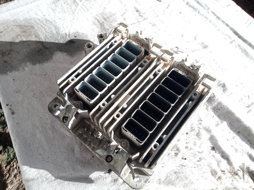 EDC Scania R440 DC1305 2023093 - Upravljačka jedinica za Kamion: slika 2 EDC Scania R440 DC1305 2023093 - Upravljačka jedinica za Kamion: slika 2