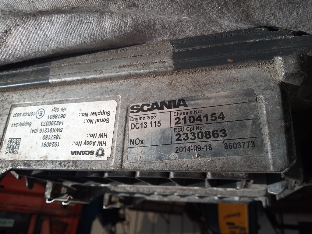 EDC Scania R450 DC13115 2330863 - Upravljačka jedinica za Kamion: slika 1 EDC Scania R450 DC13115 2330863 - Upravljačka jedinica za Kamion: slika 1