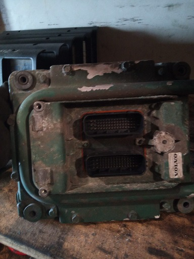 EDC VOLVO FH460 D13C460 20995620 P04 - Upravljačka jedinica za Kamion: slika 2 EDC VOLVO FH460 D13C460 20995620 P04 - Upravljačka jedinica za Kamion: slika 2