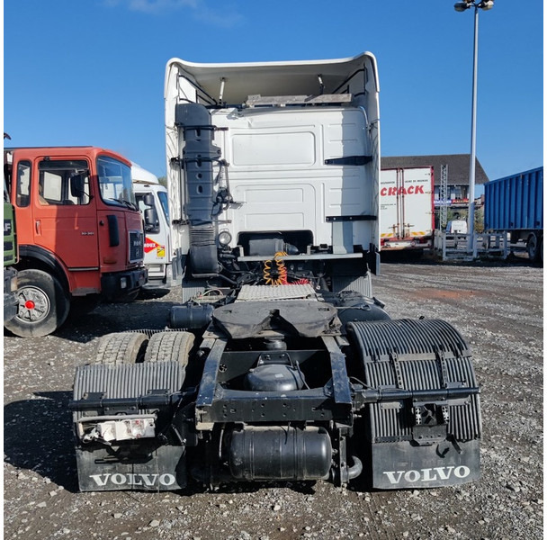 Volvo FH-GLOBBETROTTER - Tegljač: slika 2 Volvo FH-GLOBBETROTTER - Tegljač: slika 2