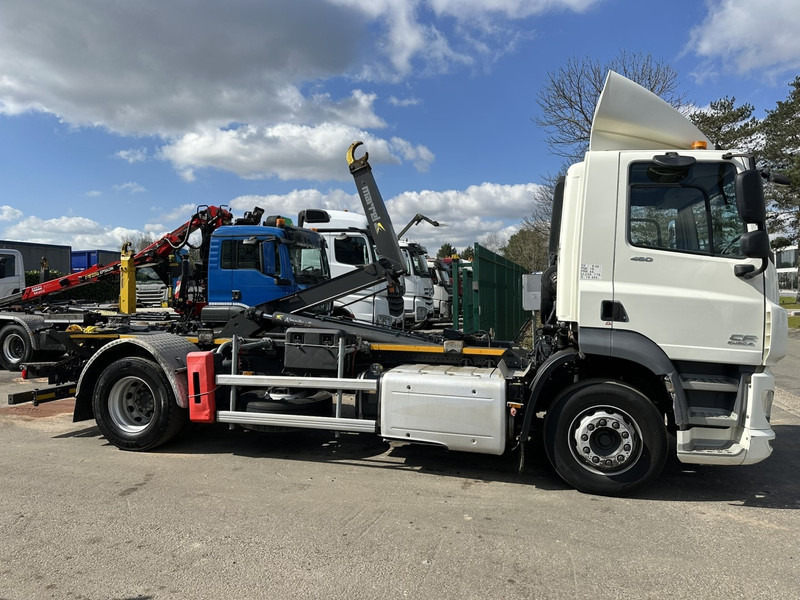 DAF CF 460 4x2 19T MARREL ABROLLKIPPER HAKEN - 5.10M + 1.30M Ausziehbarer Stoßstange - EURO 6 - 13L ENGINE - ZF AUTO - Kamion sa hidrauličnom kukom: slika 4 DAF CF 460 4x2 19T MARREL ABROLLKIPPER HAKEN - 5.10M + 1.30M Ausziehbarer Stoßstange - EURO 6 - 13L ENGINE - ZF AUTO - Kamion sa hidrauličnom kukom: slika 4