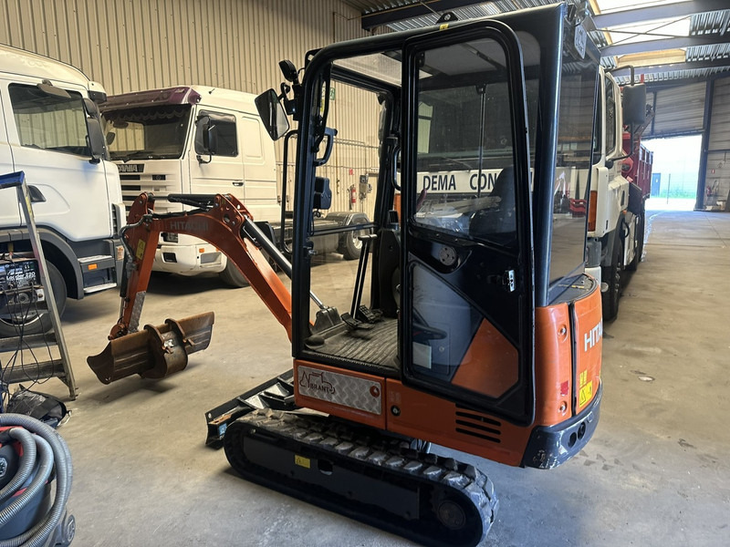 Hitachi ZAXIS ZX19-6 CR 1.9T - 1349H - CABINE - ADJUSTABLE TRACKS - EXTRA HYDR - QUICK HITCH - BE MACHINE - Mini bager: slika 3 Hitachi ZAXIS ZX19-6 CR 1.9T - 1349H - CABINE - ADJUSTABLE TRACKS - EXTRA HYDR - QUICK HITCH - BE MACHINE - Mini bager: slika 3