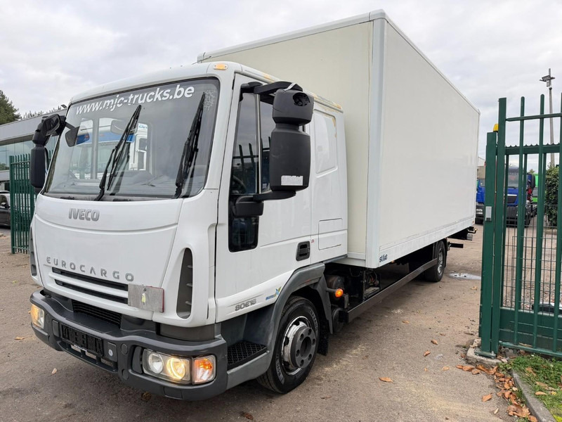 Iveco EUROCARGO 80E18 CLOSED BOX 6m00 x 2m49 x 2m37 - EURO 5 - *176.000km* - TAILLIFT - MANUAL - BE TRUCK - Kamion sa zatvorenim sandukom: slika 3 Iveco EUROCARGO 80E18 CLOSED BOX 6m00 x 2m49 x 2m37 - EURO 5 - *176.000km* - TAILLIFT - MANUAL - BE TRUCK - Kamion sa zatvorenim sandukom: slika 3