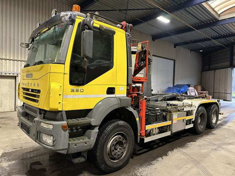 Kamion sa hidrauličnom kukom, Kamion sa dizalicom Iveco TRAKKER 350 6x4 HOOKLIFT + CRANE FASSI F120.22 (5/6 F) - *342.000km* - STEEL SPRING / BIG AXLES - AS TRONIC AUTOMATIC GEARBOX: slika 6