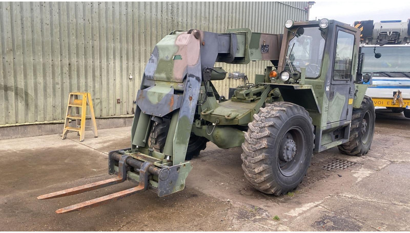 JLG SKYTRAK 6000M 2.7T - 9m - 317h !!! - 6 CYL CUMMINS engine - TOP CONDITION - Teleskopski upravljač: slika 1 JLG SKYTRAK 6000M 2.7T - 9m - 317h !!! - 6 CYL CUMMINS engine - TOP CONDITION - Teleskopski upravljač: slika 1