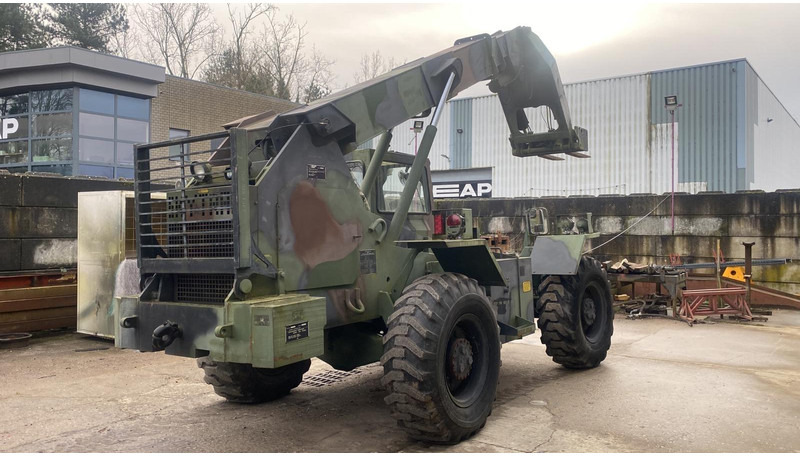 JLG SKYTRAK 6000M 2.7T - 9m - 317h !!! - 6 CYL CUMMINS engine - TOP CONDITION - Teleskopski upravljač: slika 5 JLG SKYTRAK 6000M 2.7T - 9m - 317h !!! - 6 CYL CUMMINS engine - TOP CONDITION - Teleskopski upravljač: slika 5