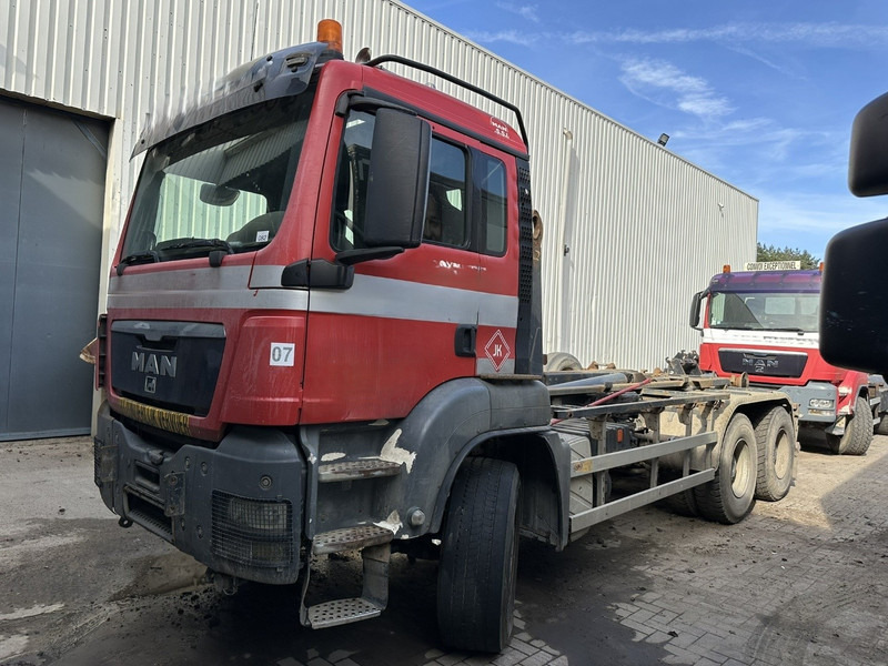 MAN TGA 26.400 6x4 AJK 20T - 5430mm - MANUAL GEARBOX - STEEL SPRING / BLATT - BIG AXLES / AP ACHSEN - Kamion sa hidrauličnom kukom: slika 3 MAN TGA 26.400 6x4 AJK 20T - 5430mm - MANUAL GEARBOX - STEEL SPRING / BLATT - BIG AXLES / AP ACHSEN - Kamion sa hidrauličnom kukom: slika 3