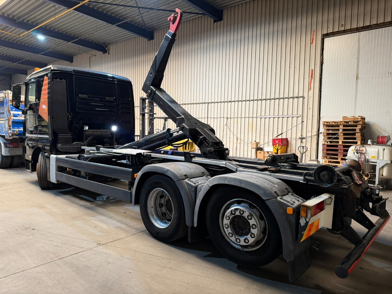 MAN TGX 26.400 6X2 + HOOKLIFT PALIFT 20T - LIFT + STEERING AXLE - EURO 5 - SLEEPERCAB - BE TRUCK - Kamion sa hidrauličnom kukom: slika 5 MAN TGX 26.400 6X2 + HOOKLIFT PALIFT 20T - LIFT + STEERING AXLE - EURO 5 - SLEEPERCAB - BE TRUCK - Kamion sa hidrauličnom kukom: slika 5