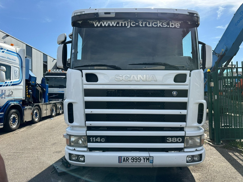 Scania 114C-380 8x4 + CRANE HIAB 700 E-5 - PLATFORM 6m80 + TWISTLOCKS - MANUAL - RETARDER - STEEL SPRING / BIG AXLE HUB REDUCTION - AP ACHSEN - Kamion sa dizalicom: slika 2 Scania 114C-380 8x4 + CRANE HIAB 700 E-5 - PLATFORM 6m80 + TWISTLOCKS - MANUAL - RETARDER - STEEL SPRING / BIG AXLE HUB REDUCTION - AP ACHSEN - Kamion sa dizalicom: slika 2