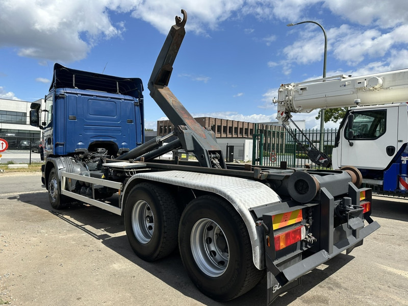 Scania 124L-420 6x2 HOOKLIFT VDL 20T - STEEL SPRING / BALLESTAS / BLATT - MANUAL - MECHANICAL PUMP - 10 TIRES DOUBLE WHEELS - Kamion sa hidrauličnom kukom: slika 4 Scania 124L-420 6x2 HOOKLIFT VDL 20T - STEEL SPRING / BALLESTAS / BLATT - MANUAL - MECHANICAL PUMP - 10 TIRES DOUBLE WHEELS - Kamion sa hidrauličnom kukom: slika 4