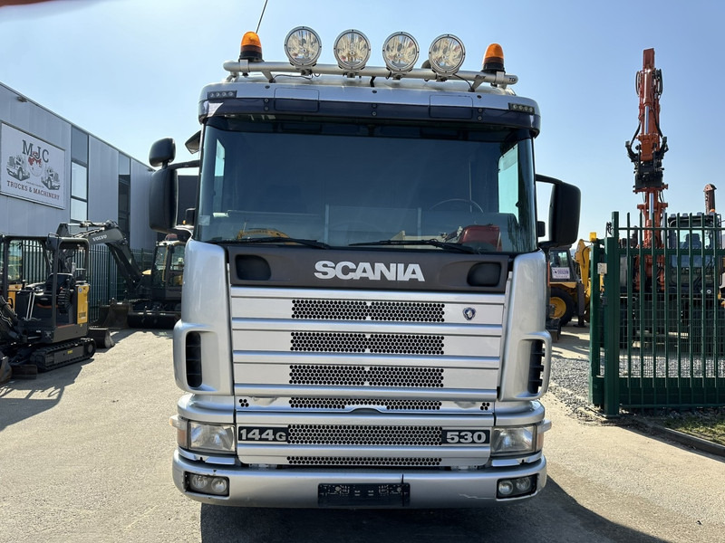 Scania 144G-530 V8 6x4 HOOKLIFT 20T MEILLER -VOL LUCHT - OPTI-CRUISE - CR19 SLAAPCABINE - Kamion sa hidrauličnom kukom: slika 2 Scania 144G-530 V8 6x4 HOOKLIFT 20T MEILLER -VOL LUCHT - OPTI-CRUISE - CR19 SLAAPCABINE - Kamion sa hidrauličnom kukom: slika 2