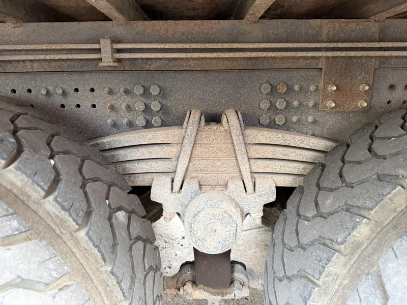 Kamion sa tovarnim sandukom, Kamion sa dizalicom Scania P420 8X4 PRITSCHE + (25m) KRAN HIAB 422 E-5 HIPRO + JIB 100X-4 - RETARDER - *284.000km* - MANUAL - STEEL SPRING - EURO 3 - BE TRUCK: slika 13 Kamion sa tovarnim sandukom, Kamion sa dizalicom Scania P420 8X4 PRITSCHE + (25m) KRAN HIAB 422 E-5 HIPRO + JIB 100X-4 - RETARDER - *284.000km* - MANUAL - STEEL SPRING - EURO 3 - BE TRUCK: slika 13