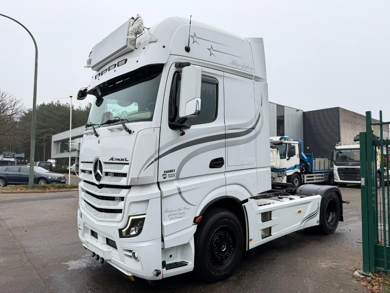 Mercedes-Benz ACTROS 1951L GIGASPACE - DOUBLE PTO - WALKING FLOOR / TIPPER - *146.000km* - LIKE NEW !!! - FULL SPOILERS + SIDESKIRTS - BE TRUCK - Tegljač: slika 3 Mercedes-Benz ACTROS 1951L GIGASPACE - DOUBLE PTO - WALKING FLOOR / TIPPER - *146.000km* - LIKE NEW !!! - FULL SPOILERS + SIDESKIRTS - BE TRUCK - Tegljač: slika 3