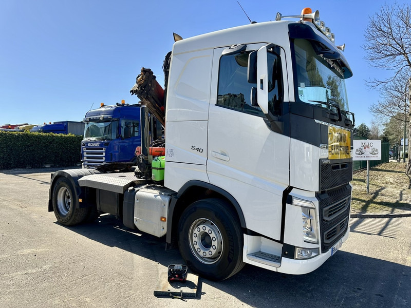 Volvo FH 540 TRACTOR + CRANE PK 18500 + RADIO - *449.000km* - EURO 6 - COC - 4 STABS - Kamion sa dizalicom: slika 2 Volvo FH 540 TRACTOR + CRANE PK 18500 + RADIO - *449.000km* - EURO 6 - COC - 4 STABS - Kamion sa dizalicom: slika 2