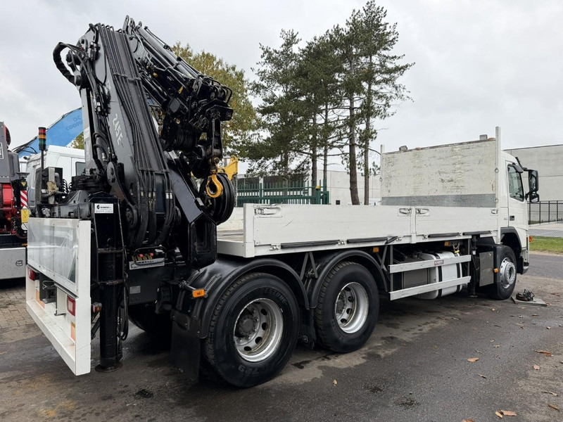 Volvo FM 300 6x4 + (25.8m!) PRITSCHE + KRAN HIAB 245 E-5 + JIB 65 X-3 + 2 ME - *228.000km* - MANUAL - A/C - EURO 3 - BELGIAN TRUCK - Kamion sa tovarnim sandukom, Kamion sa dizalicom: slika 4 Volvo FM 300 6x4 + (25.8m!) PRITSCHE + KRAN HIAB 245 E-5 + JIB 65 X-3 + 2 ME - *228.000km* - MANUAL - A/C - EURO 3 - BELGIAN TRUCK - Kamion sa tovarnim sandukom, Kamion sa dizalicom: slika 4