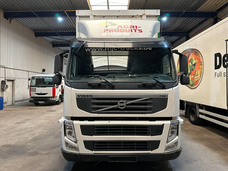 Volvo FM 330 4x2 BOX 7m x 2m48 x 2m75 - 542.000km - EURO 5 - I SHIFT - 19T - A/C - LARGE TAILLIFT - Kamion sa ceradom: slika 2 Volvo FM 330 4x2 BOX 7m x 2m48 x 2m75 - 542.000km - EURO 5 - I SHIFT - 19T - A/C - LARGE TAILLIFT - Kamion sa ceradom: slika 2