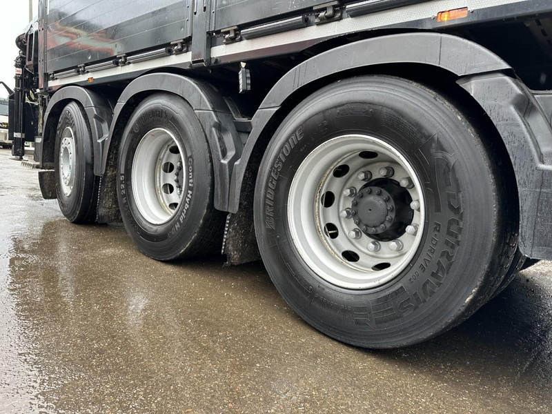 Volvo FM 460 8x4 TRIDEM + CRANE HIAB 192 E-5 X HIPRO - DYNAMIC STEERING - 364.000km - TOP CONDITION - Kamion sa tovarnim sandukom, Kamion sa dizalicom: slika 5 Volvo FM 460 8x4 TRIDEM + CRANE HIAB 192 E-5 X HIPRO - DYNAMIC STEERING - 364.000km - TOP CONDITION - Kamion sa tovarnim sandukom, Kamion sa dizalicom: slika 5