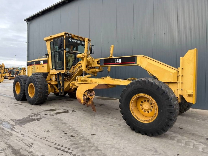 Cat 14H - Grejder: slika 3 Cat 14H - Grejder: slika 3