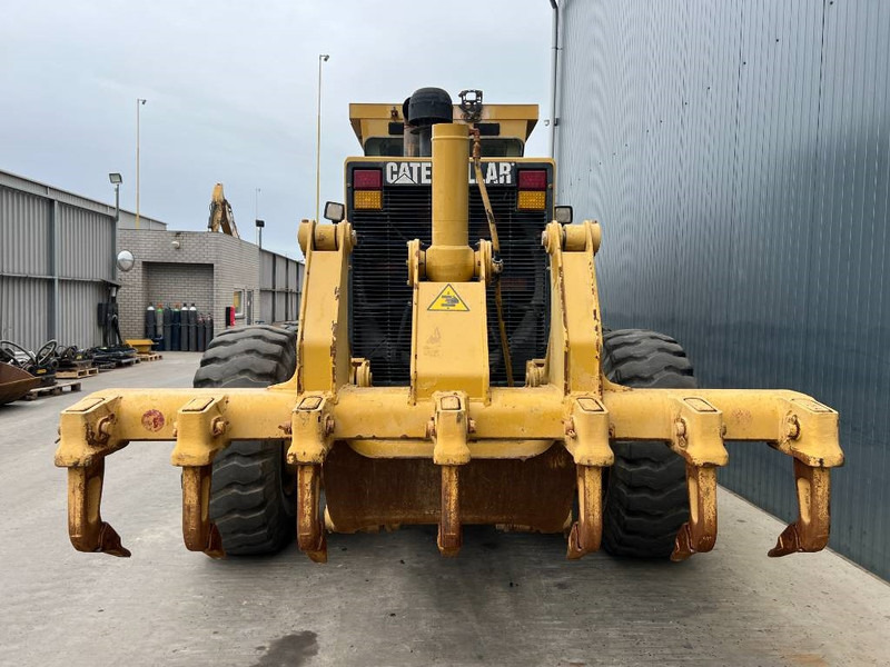 Cat 14H - Grejder: slika 4 Cat 14H - Grejder: slika 4