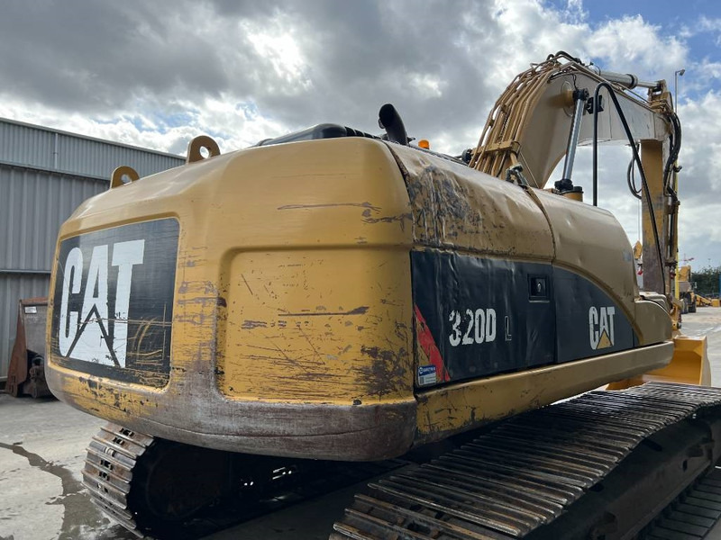 Bager guseničar Cat 320D L: slika 6