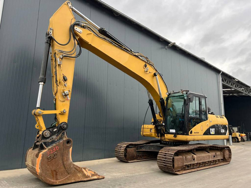 Bager guseničar Cat 323D L: slika 1