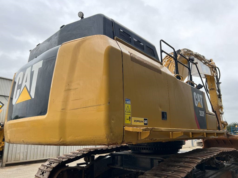 Bager guseničar Cat 352F: slika 6