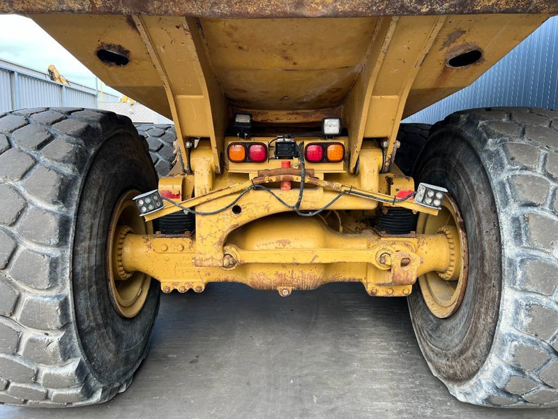 Cat 740 - Zglobni kiper: slika 4 Cat 740 - Zglobni kiper: slika 4