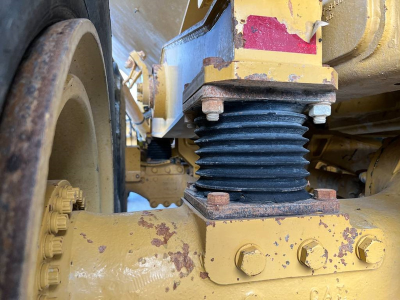 Cat 740 - Zglobni kiper: slika 5 Cat 740 - Zglobni kiper: slika 5