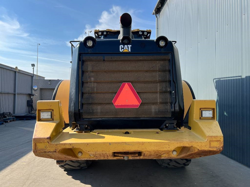 Cat 972M - Utovarivač točkaš: slika 4 Cat 972M - Utovarivač točkaš: slika 4