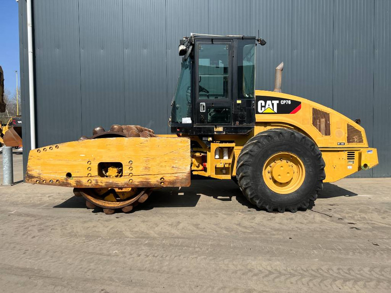 Cat CP76 - Valjak: slika 2 Cat CP76 - Valjak: slika 2