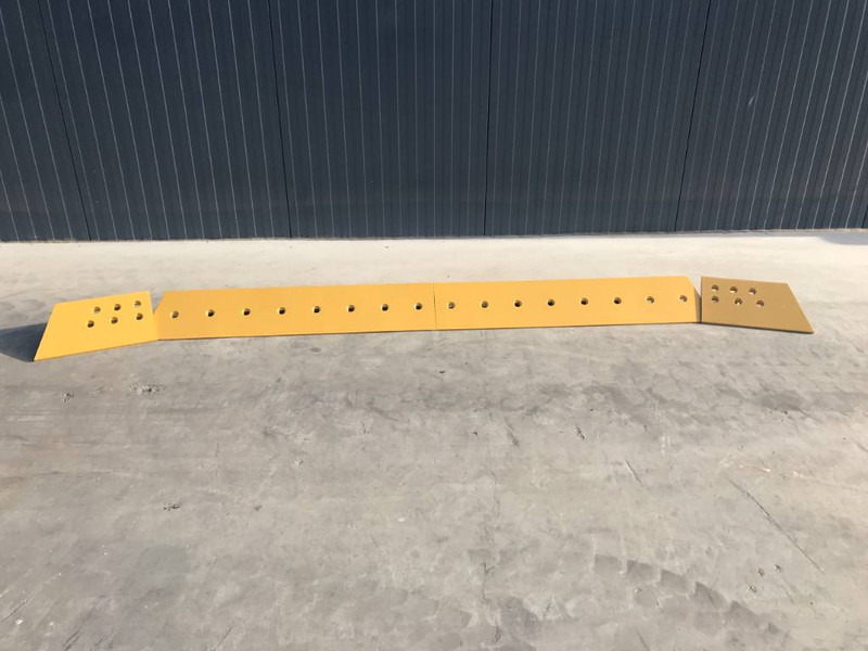 Cat D6R - Oštrica za Građevinska mašina: slika 1 Cat D6R - Oštrica za Građevinska mašina: slika 1