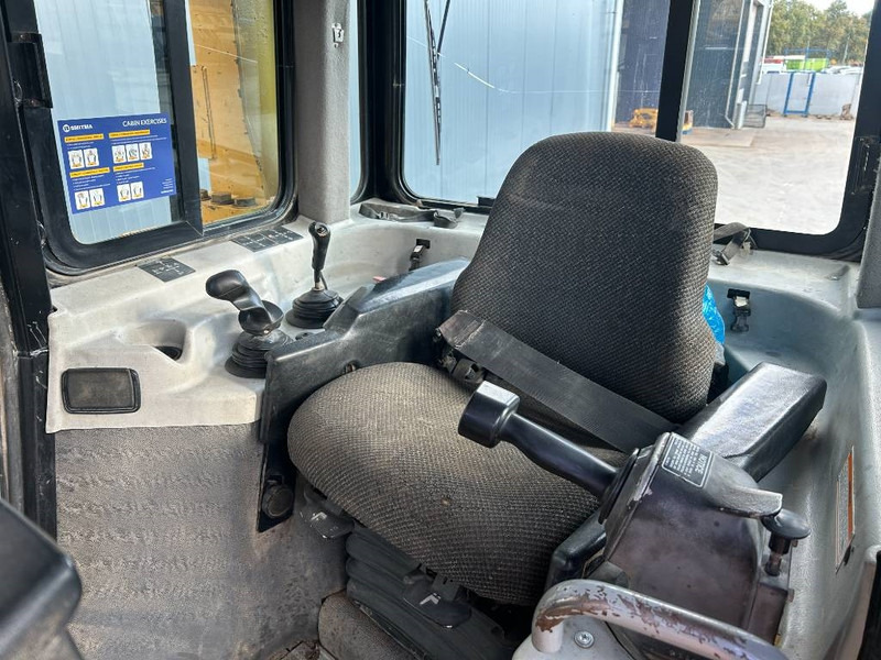 Cat D7R II - Buldožer: slika 2 Cat D7R II - Buldožer: slika 2