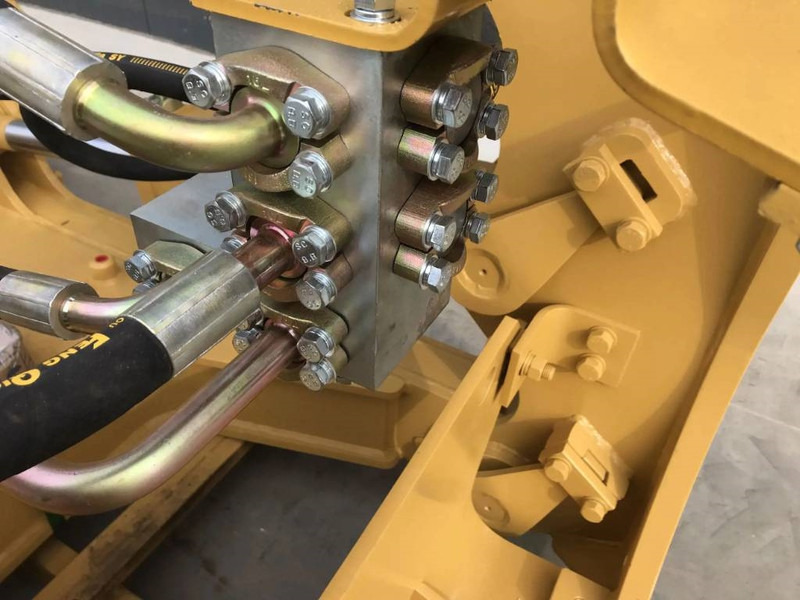 Cat D7R - Dodatak za Građevinska mašina: slika 5 Cat D7R - Dodatak za Građevinska mašina: slika 5