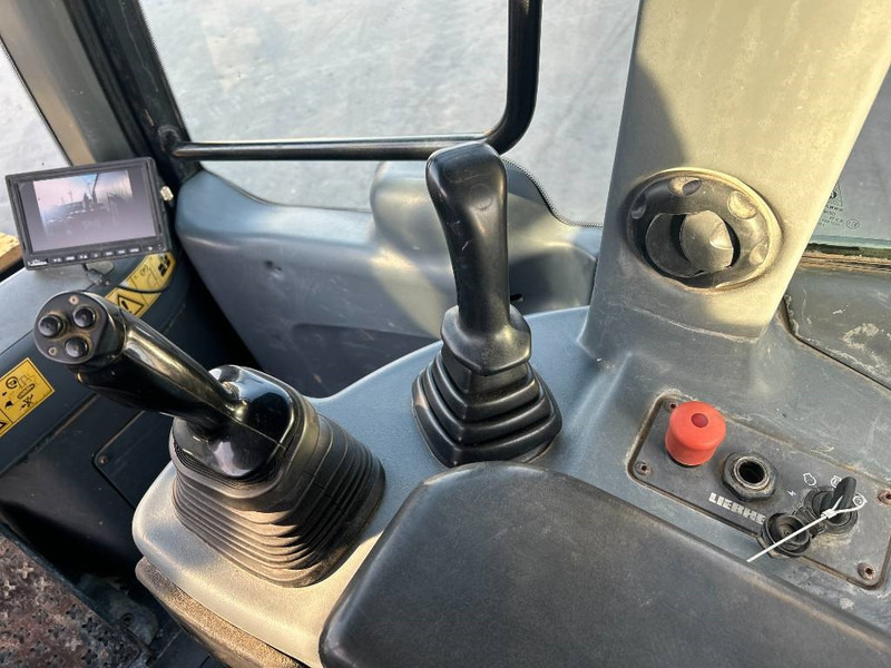 Liebherr LR634 - Utovarivač guseničar: slika 2 Liebherr LR634 - Utovarivač guseničar: slika 2