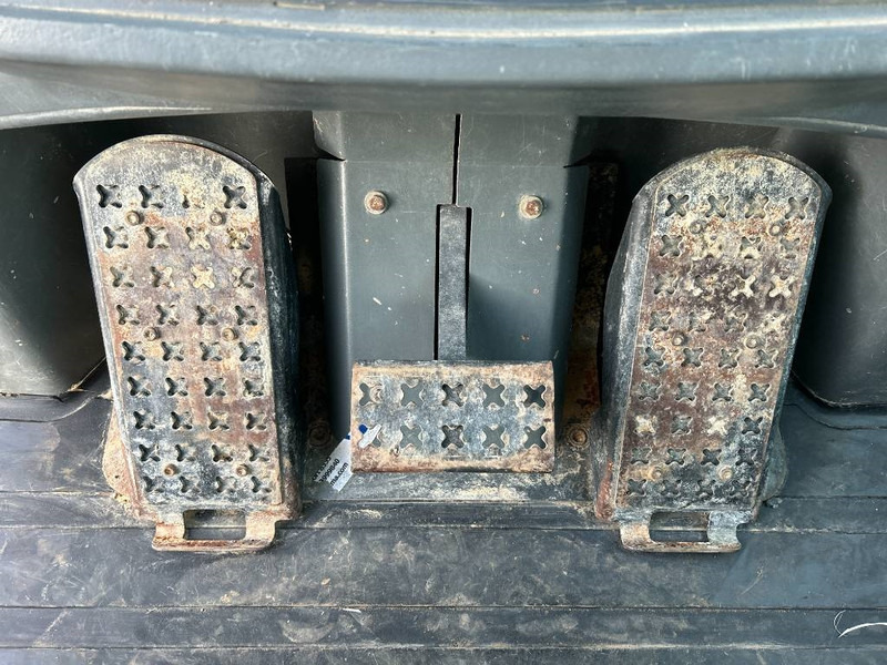 Liebherr LR634 - Utovarivač guseničar: slika 4 Liebherr LR634 - Utovarivač guseničar: slika 4