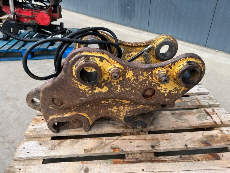 Brza spojnica za Građevinska mašina Miller Caterpillar 311D / 312D / 312E / 313F / 314D / 314: slika 8