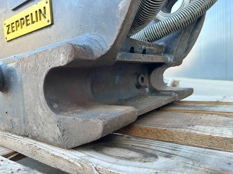 Brza spojnica za Građevinska mašina OilQuick OQ65 - 311F / 313F / 315F: slika 10