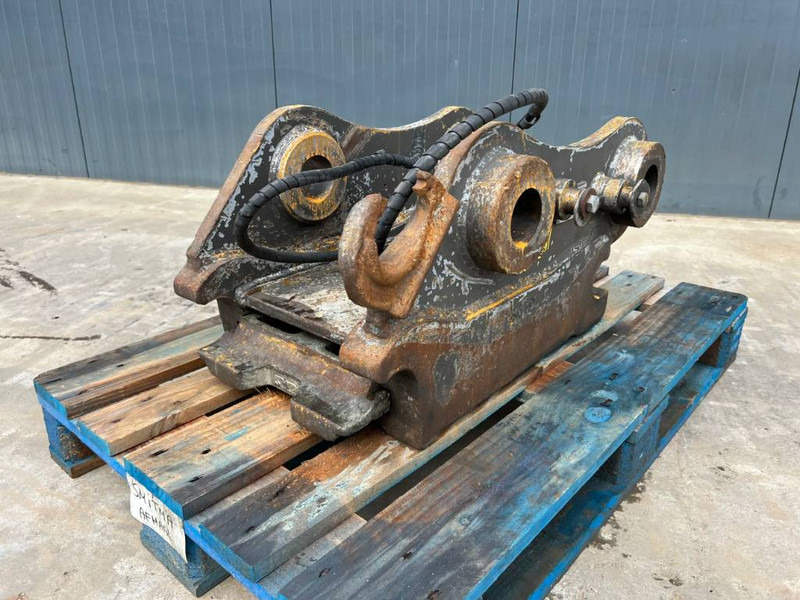 SMP S70 - 320D - Brza spojnica za Građevinska mašina: slika 1 SMP S70 - 320D - Brza spojnica za Građevinska mašina: slika 1