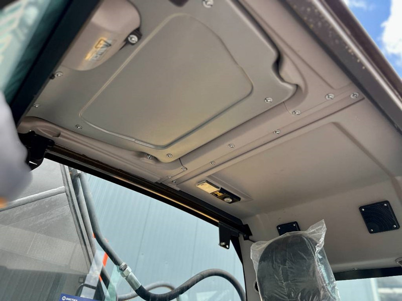 Novu Bager guseničar Volvo EC210: slika 19 Novu Bager guseničar Volvo EC210: slika 19