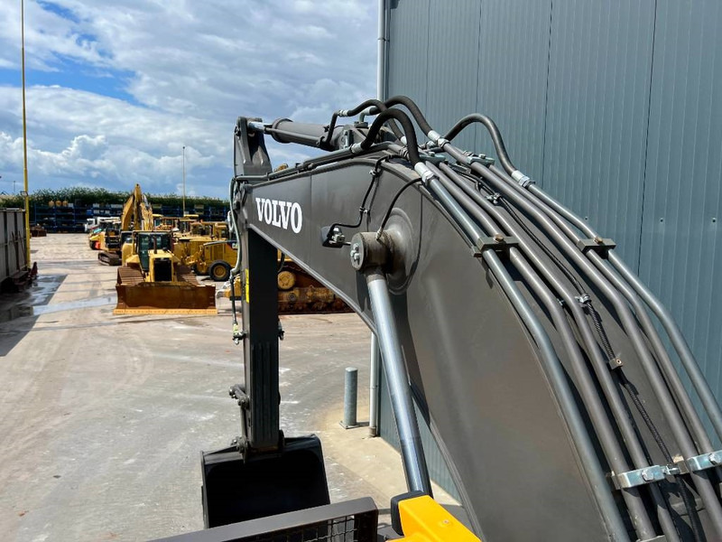 Novu Bager guseničar Volvo EC210: slika 15 Novu Bager guseničar Volvo EC210: slika 15