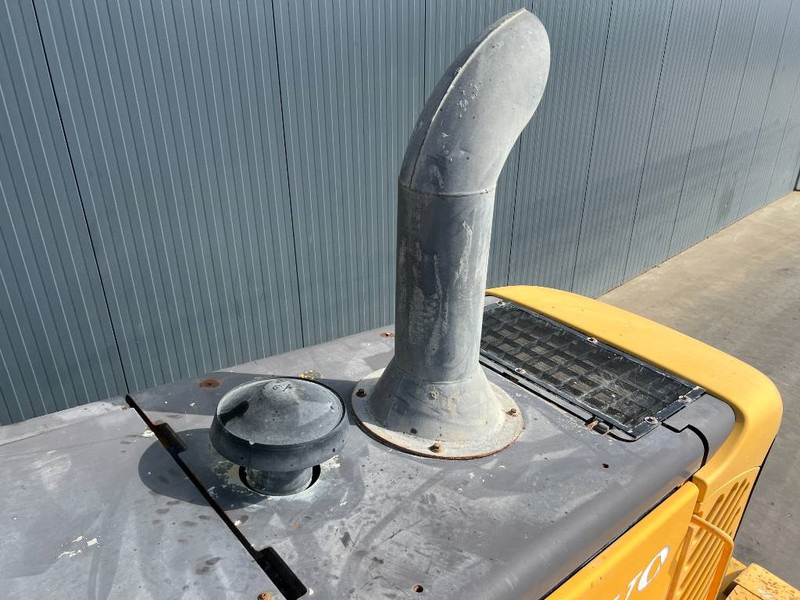 Volvo L60E - Utovarivač točkaš: slika 5 Volvo L60E - Utovarivač točkaš: slika 5