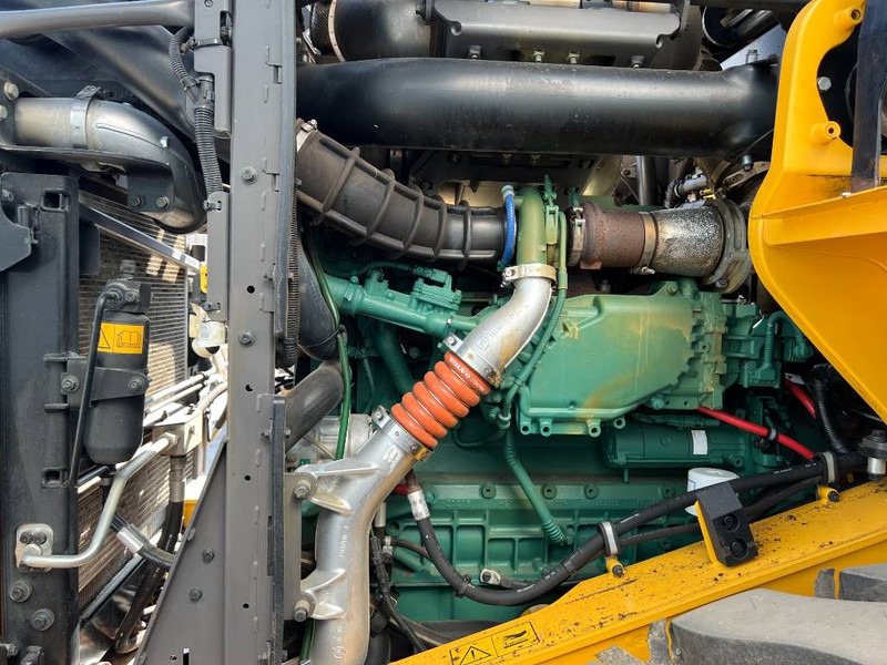 Volvo L90H - Utovarivač točkaš: slika 4 Volvo L90H - Utovarivač točkaš: slika 4